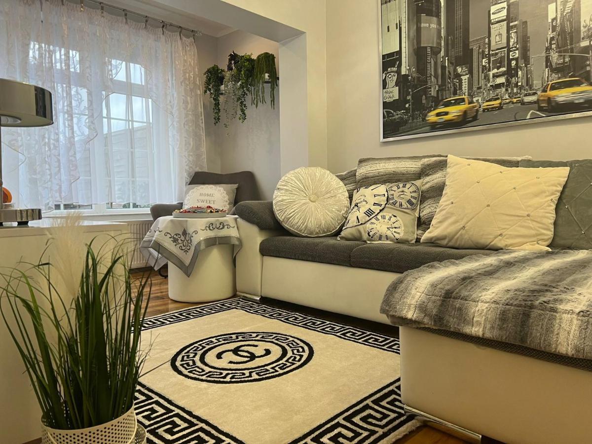 Apartment Luxe Free Wifi, Free Parking, Free Netflix Friern Barnet Bagian luar foto