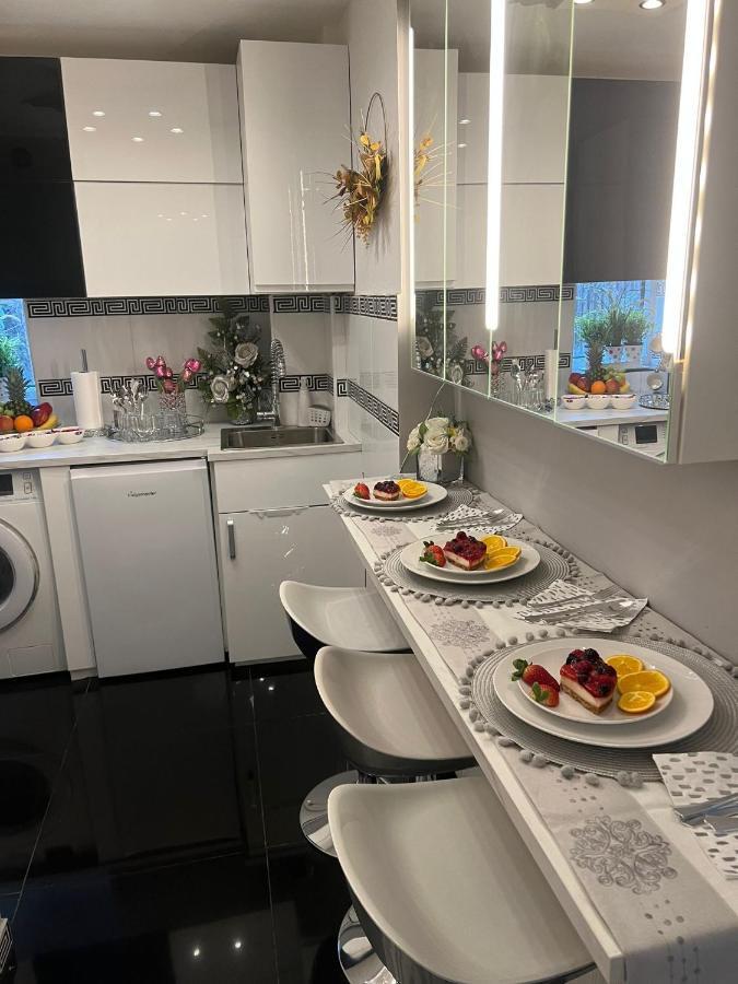 Apartment Luxe Free Wifi, Free Parking, Free Netflix Friern Barnet Bagian luar foto